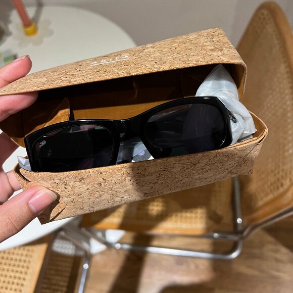 AKILA Eazy Sunglasses NWT, Black - Picture 3 of 4